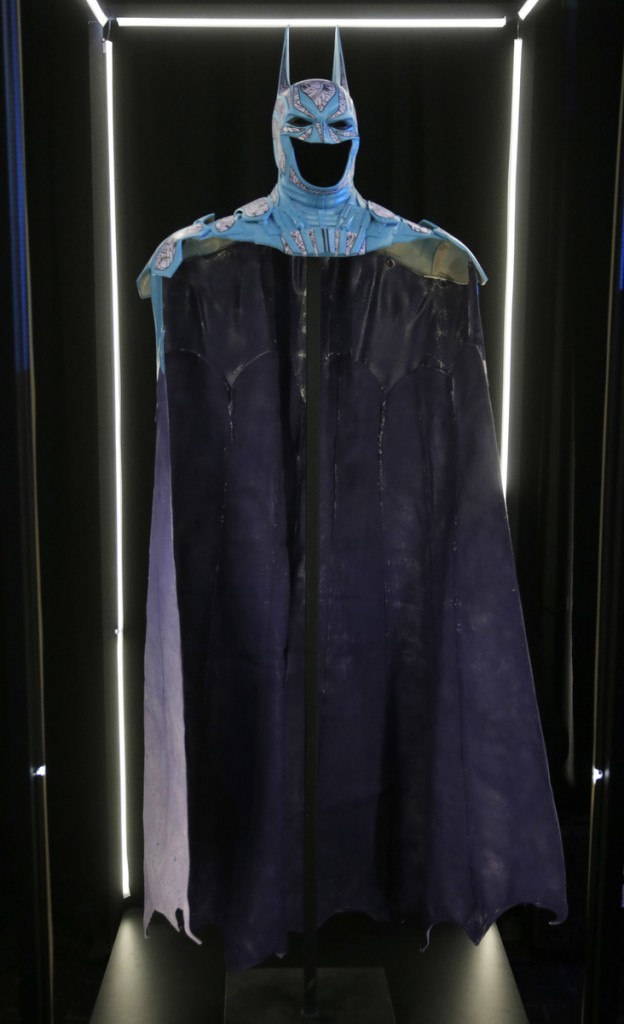 Warner Brothers Batman 75th Anniversary Cape, Cowl, Create Exhibit at SDCC