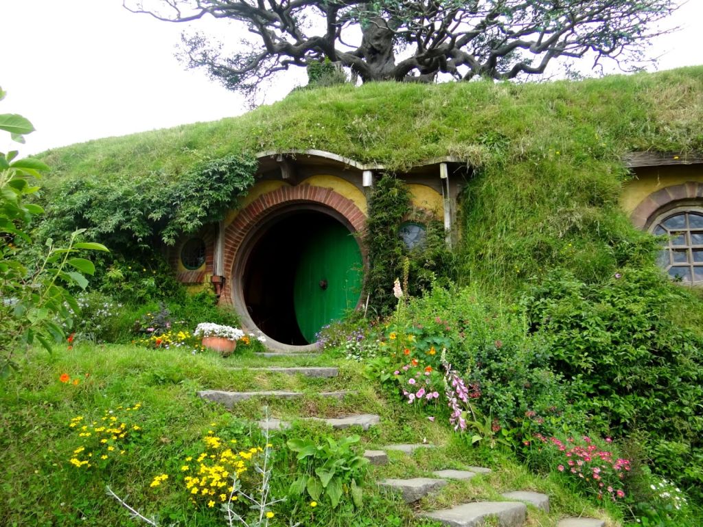 hobbiton-evi
