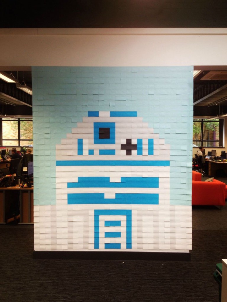 co-workers-use-post-its-to-turn-boring-office-walls-into-awesome-star-wars-characters-14