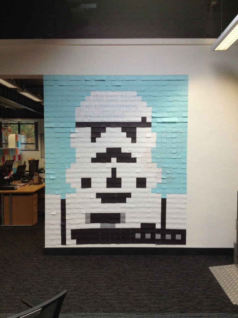 co-workers-use-post-its-to-turn-boring-office-walls-into-awesome-star-wars-characters-4