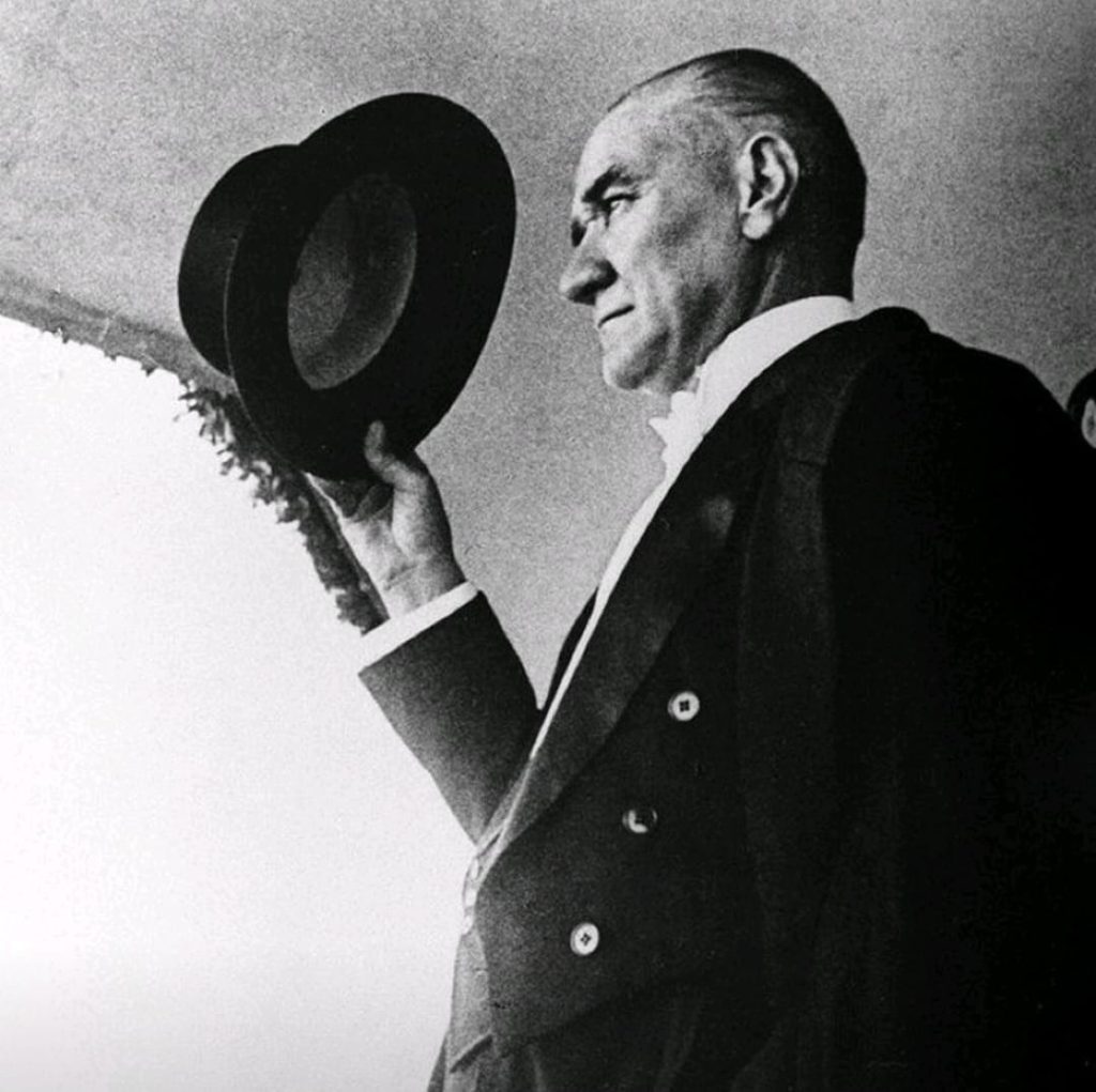 Atatürk şapka